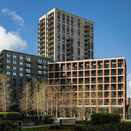 Botanical-Inspired Apartments At Repton Gardens Right In The Heart Of Wembley Park London Ngoại thất bức ảnh