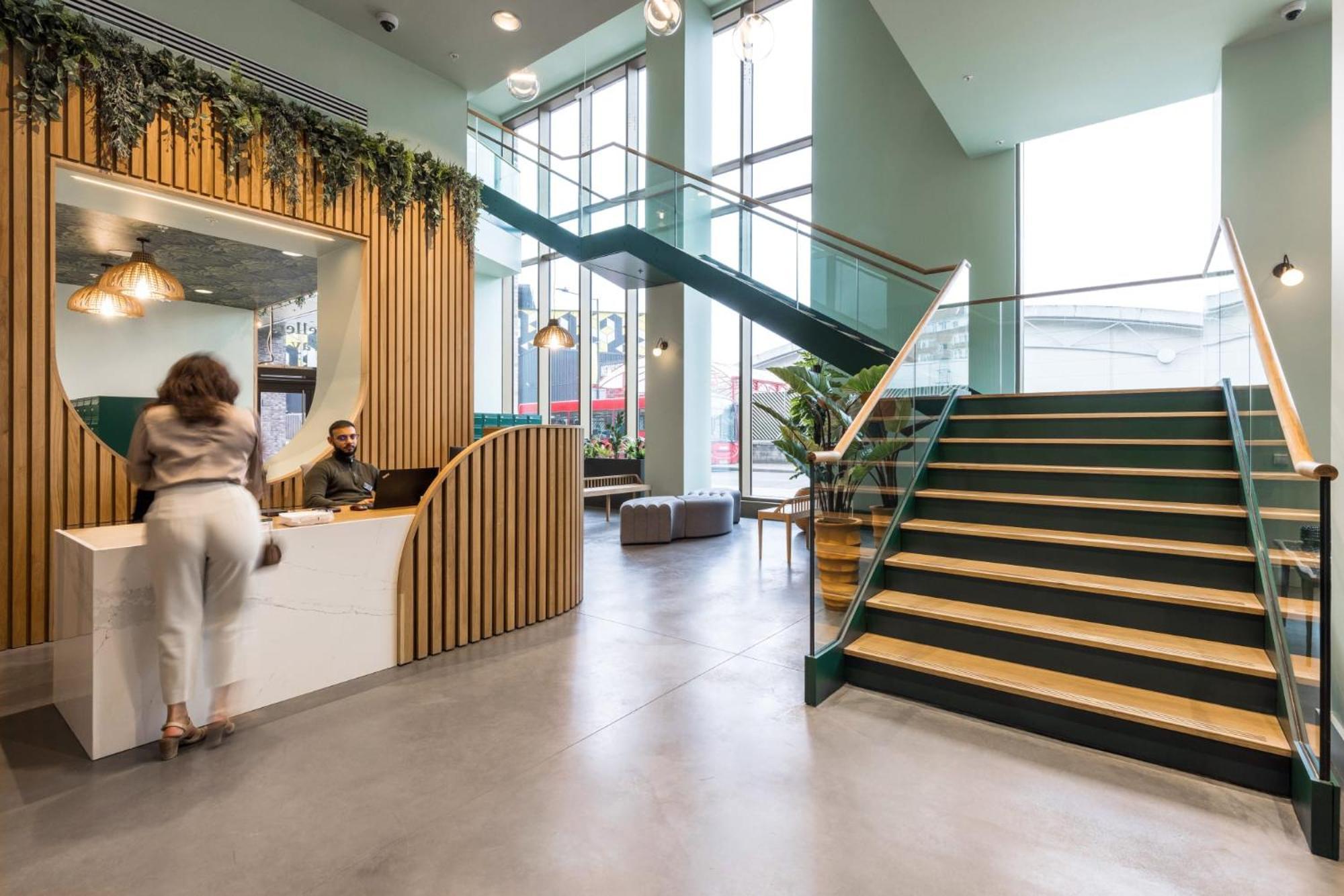 Botanical-Inspired Apartments At Repton Gardens Right In The Heart Of Wembley Park London Ngoại thất bức ảnh