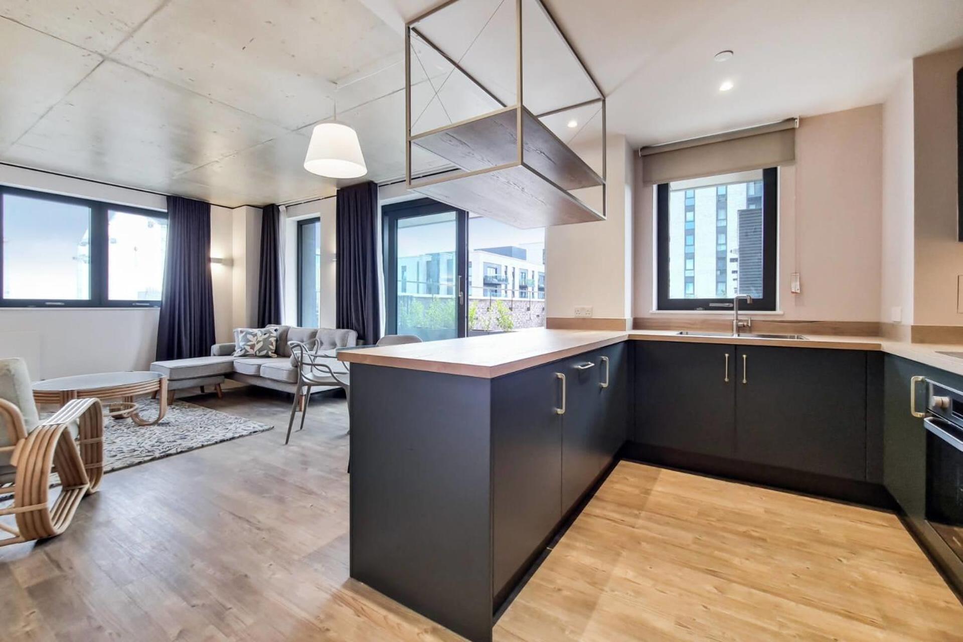 Botanical-Inspired Apartments At Repton Gardens Right In The Heart Of Wembley Park London Ngoại thất bức ảnh