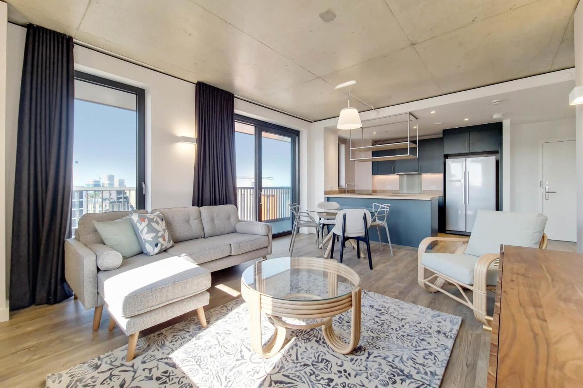 Botanical-Inspired Apartments At Repton Gardens Right In The Heart Of Wembley Park London Ngoại thất bức ảnh