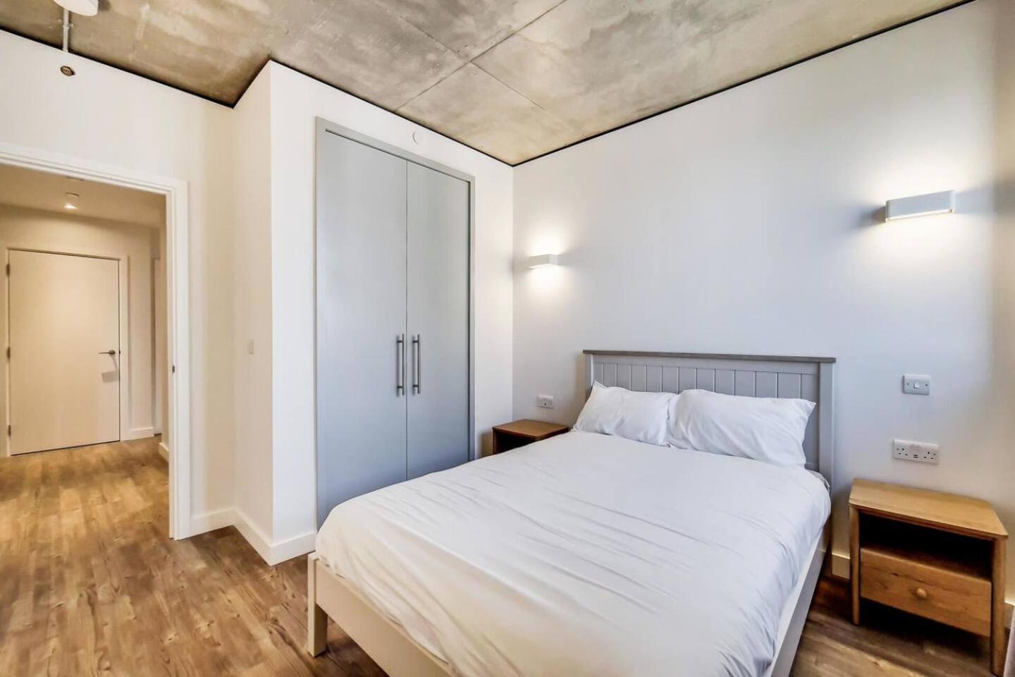 Botanical-Inspired Apartments At Repton Gardens Right In The Heart Of Wembley Park London Ngoại thất bức ảnh
